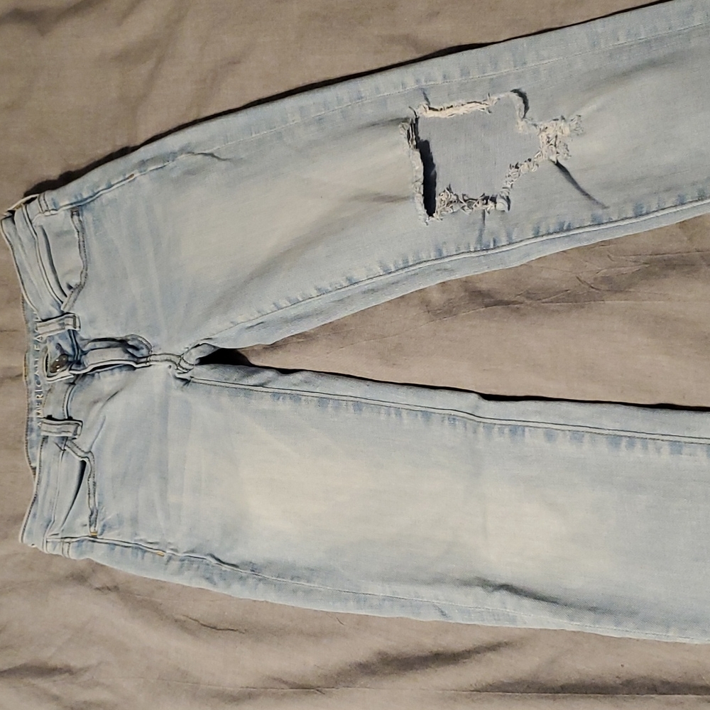 2 pairs of Womens American Eagle Jeans size 00